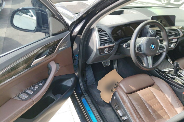 宝马X3 2021款 改款 xDrive30i 领先型 M运动套装中控内饰20