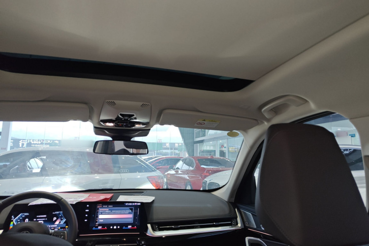 宝马X1 2023款 sDrive25Li X设计套装中控内饰22