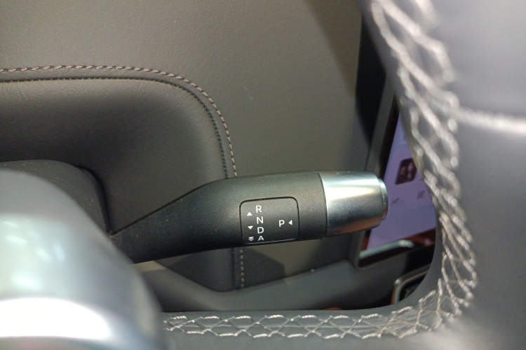 理想汽车 理想L8 2025款 Max 智能焕新版局部细节18