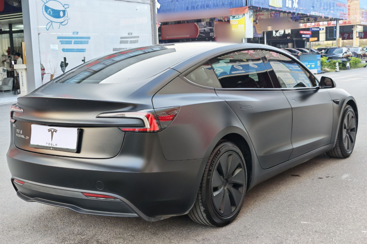 特斯拉 Model 3 2023款 长续航全轮驱动版车身外观6005