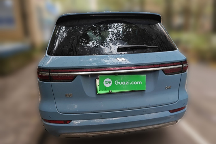 理想汽车 理想ONE 2021款 增程6座版车身外观6