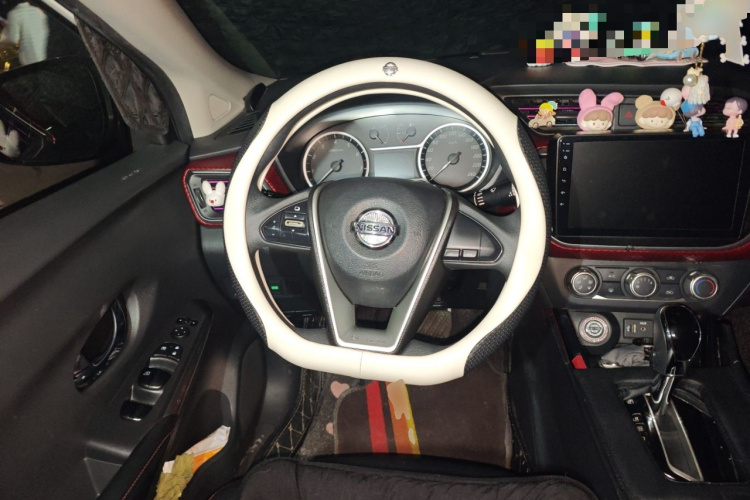 日产 蓝鸟 2016款 1.6L CVT智酷版中控内饰13