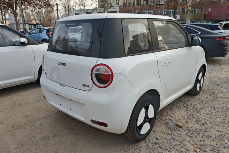 长安启源 长安Lumin 2025款 205km 香沁款车身外观7