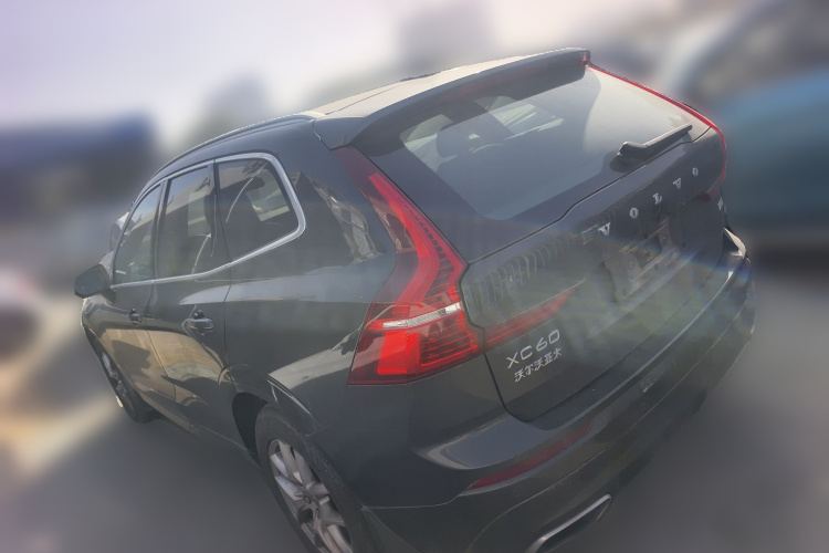 沃尔沃XC60 2019款 T5 四驱智逸版 国V车身外观5