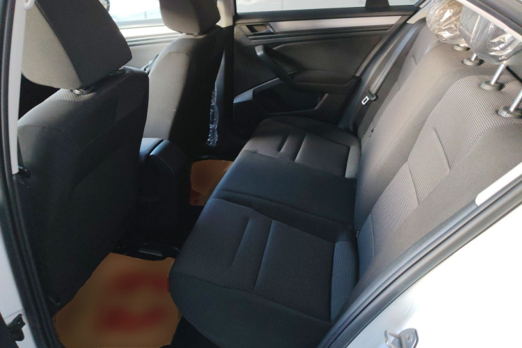 大众 2019款 改款 宝来·传奇 1.5L 自动时尚型 国VI中控内饰7004