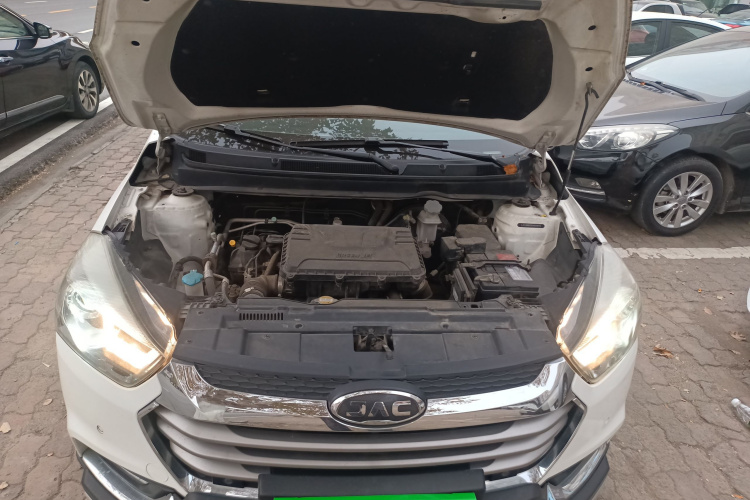 江汽集团 瑞风S2 2017款 1.5L CVT豪华智能型机舱底盘24