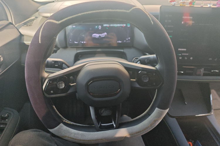 领克06 2025款 Renew 1.5T Halo中控内饰13