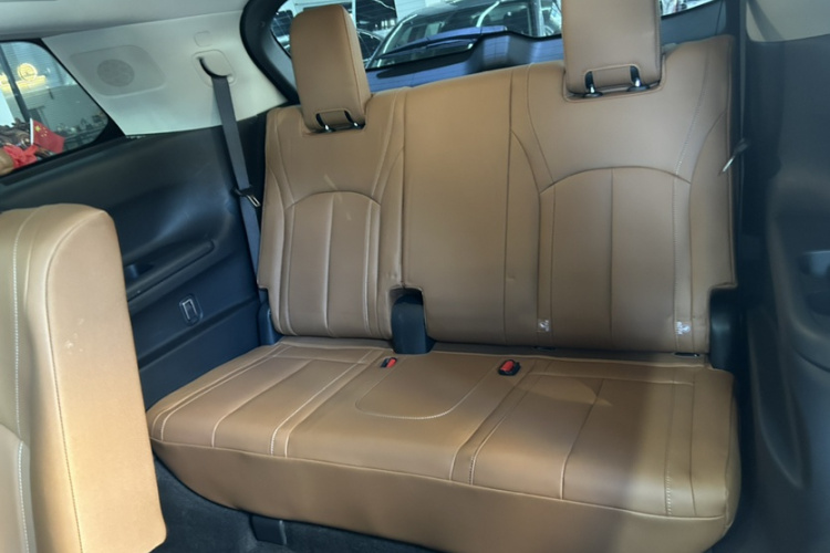 英菲尼迪QX60 2022款 2.0T 四驱卓越版局部细节9010