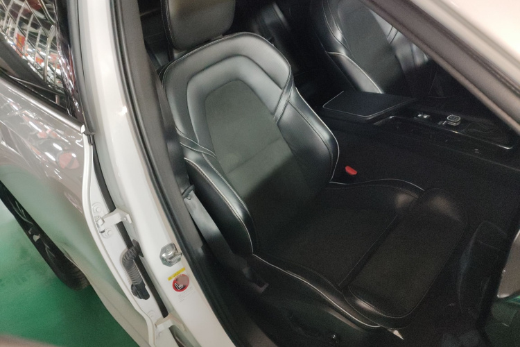 沃尔沃XC60 2018款 T5 四驱智远运动版局部细节41