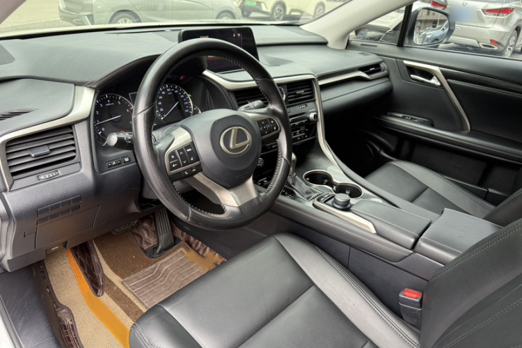 雷克萨斯RX 2016款 300 两驱精英版 国V中控内饰7005