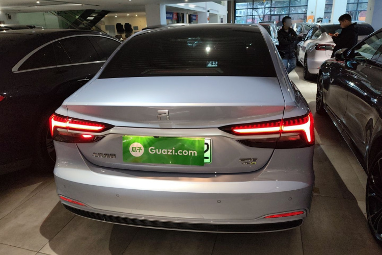 飞凡汽车 飞凡ER6 2021款 新动版 620km 智享版车身外观6