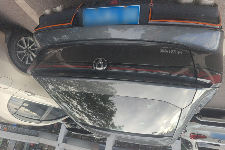 长安UNI-V 2023款 1.5T 运动版车身外观6004