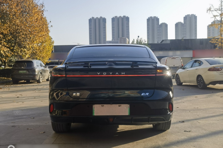 岚图汽车 岚图追光 2023款 四驱旗舰版车身外观6004