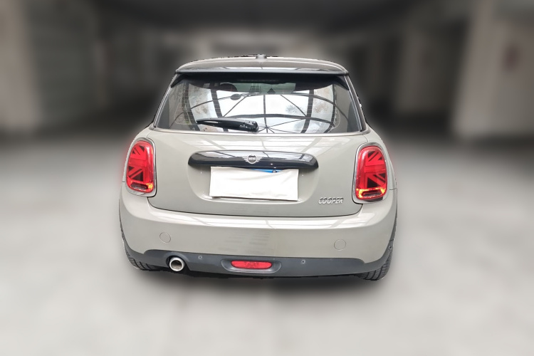 MINI 2018款 1.5T COOPER 经典派车身外观6