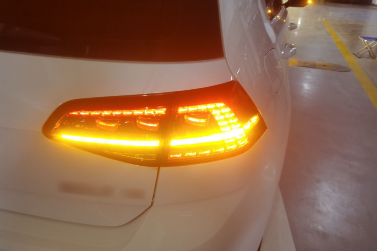 大众 高尔夫 2014款 1.4TSI 自动舒适型车身外观9