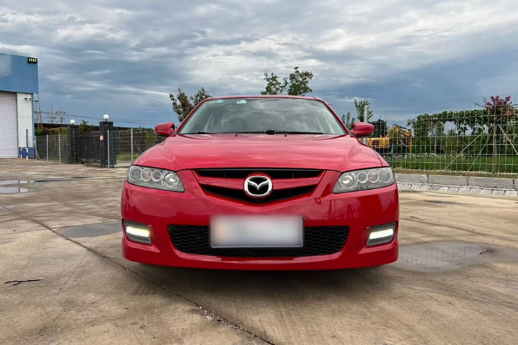 马自达6 2015款 2.0L 自动时尚型车身外观6008