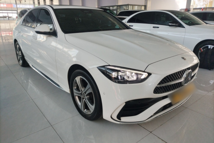 奔驰C级 2022款 C 200 L 运动版车身外观3