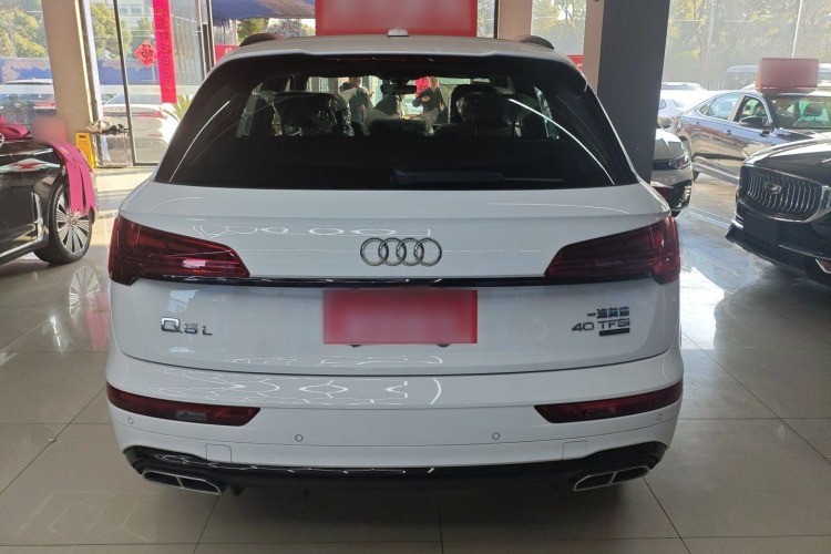 奥迪Q5L 2024款 40 TFSI 豪华动感型车身外观6004