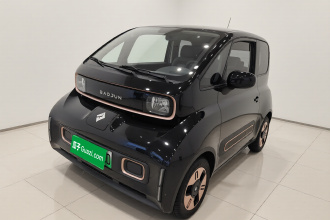 宝骏KiWi EV 2022款 设计师轻享版 三元锂