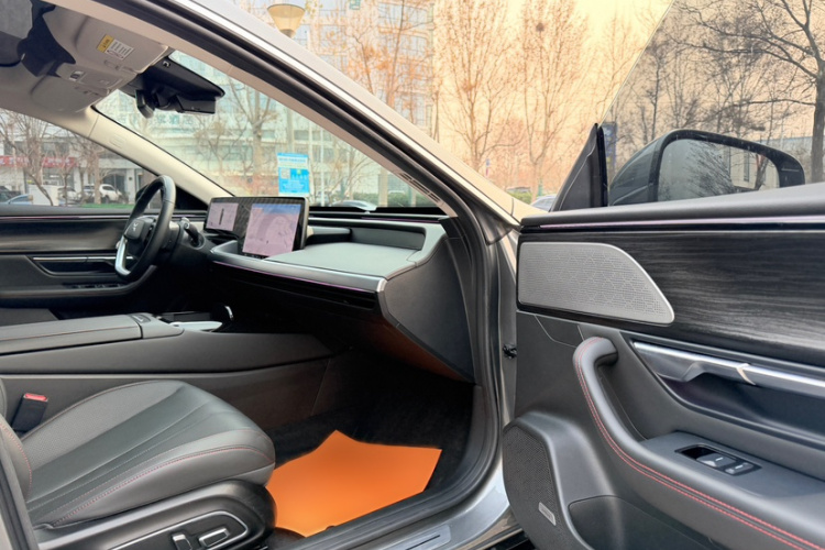 小鹏P7 2020款 586E局部细节41