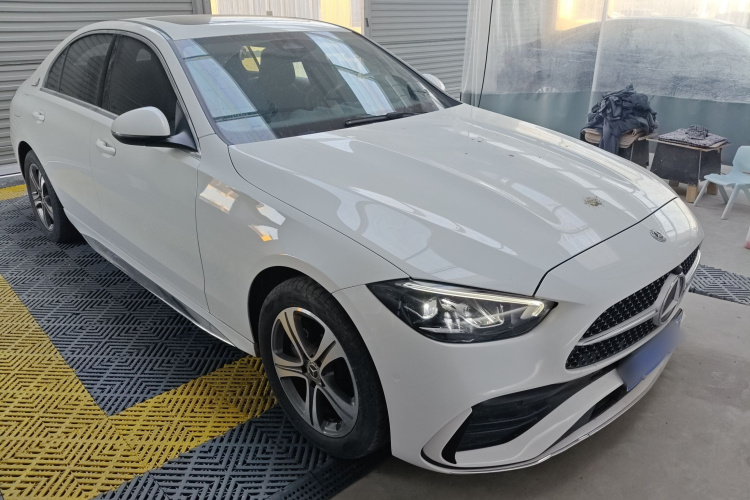 奔驰C级 2022款 C 200 L 运动版车身外观3