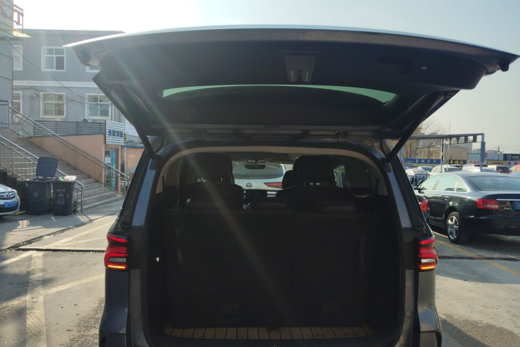 荣威iMAX8 2022款 400TGI 旗舰版局部细节23