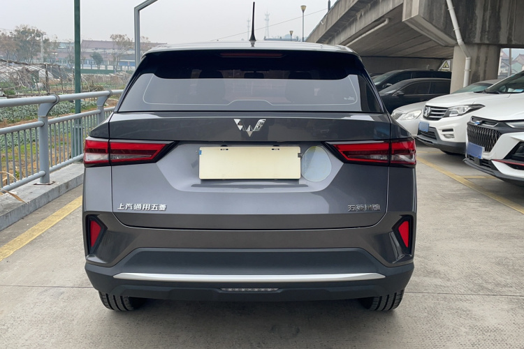 五菱汽车 五菱星驰 2023款 1.5L CVT畅爽型车身外观6004