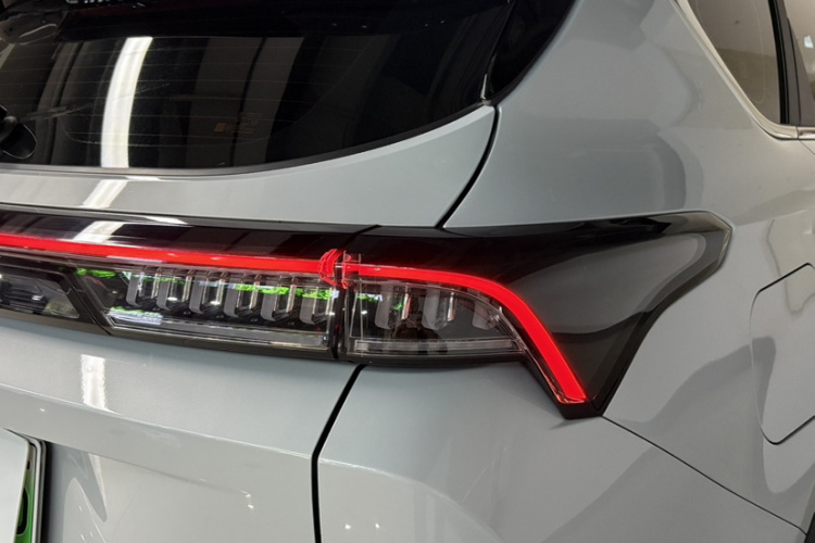 捷途山海L7 2024款 1.5T 120km ULTRA 7座车身外观6003