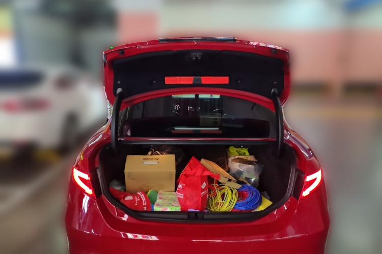 阿尔法·罗密欧 Giulia朱丽叶 2017款 2.0T 200HP 豪华版中控内饰23