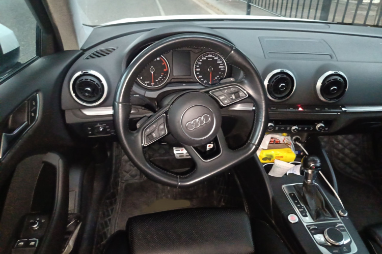 奥迪A3 2019款 Limousine 40 TFSI 运动型 国VI局部细节13