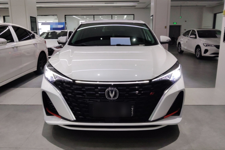 长安 逸动 2024款 PLUS 蓝鲸NE 1.4T GDI DCT高能版车身外观6001