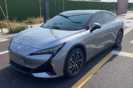 ARCFOX极狐 极狐 阿尔法S5 2024款 708MAX 200kW