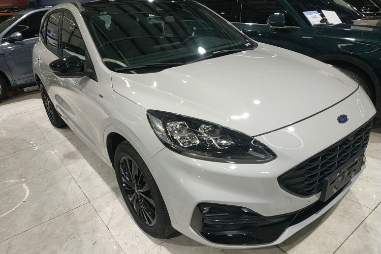 福特 锐际 2024款 EcoBoost 245 四驱纵享款ST-Line Pro车身外观3