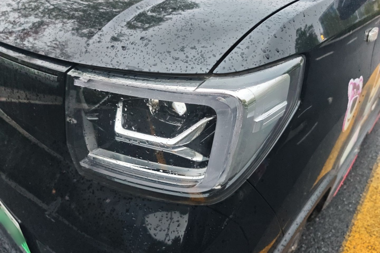 五菱汽车 宏光MINIEV 2022款 GAMEBOY 200km 玩咖款 磷酸铁锂局部细节36