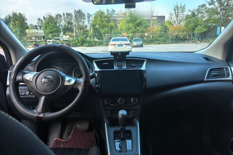 日产 轩逸 2024款 经典 1.6XE CVT舒适版中控内饰7001