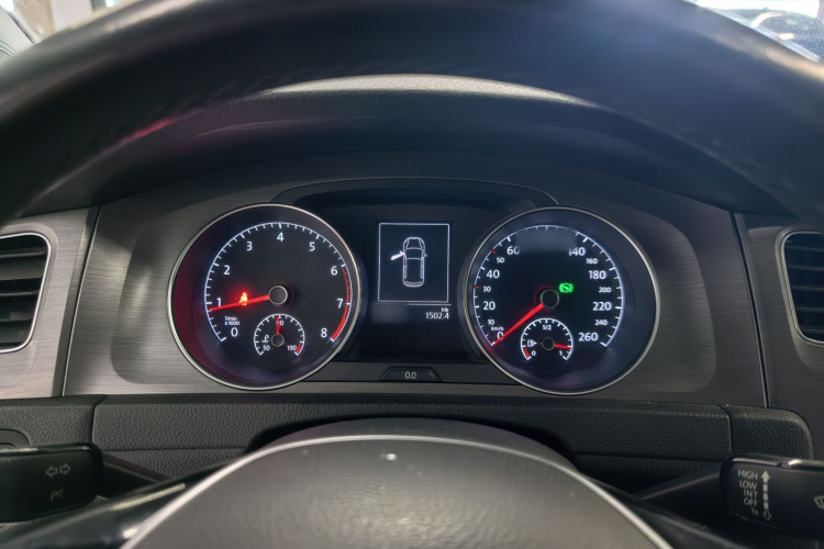 大众 高尔夫 2015款 1.4TSI 自动豪华型中控内饰7004