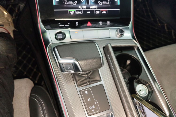 奥迪A6L 2023款 改款 45 TFSI 臻选动感型局部细节18