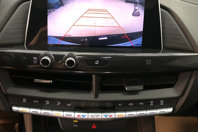 凯迪拉克CT4 2020款 28T 时尚型中控内饰7003