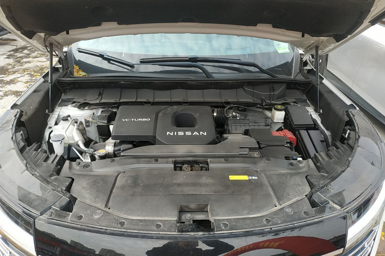 日产 探陆 2024款 380VC-TURBO 四驱智尊版 6座局部细节24