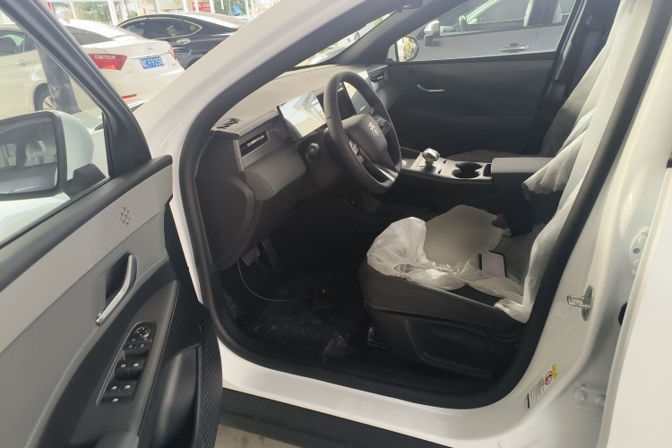 比亚迪 秦PLUS 2025款 DM-i 智驾版 55KM领先型中控内饰20