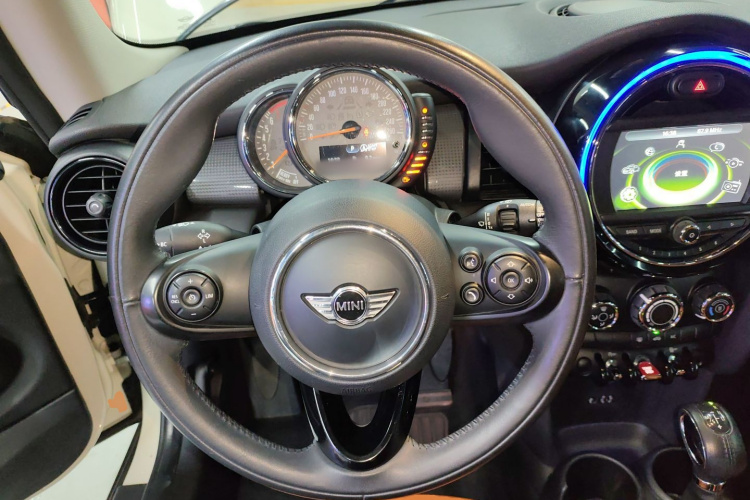 MINI 2016款 1.5T COOPER局部细节13