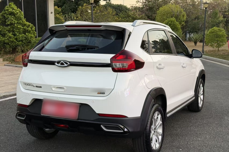 奇瑞 瑞虎3X 2022款 PLUS 1.5L CVT时尚版车身外观6005