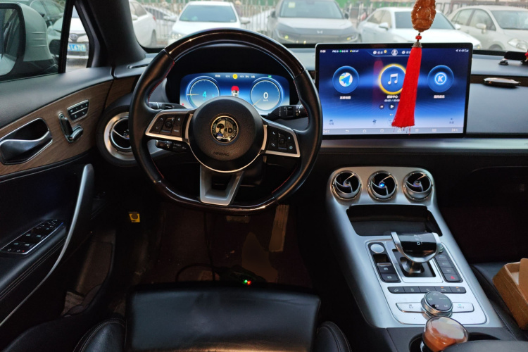 腾势X 2020款 PHEV旗舰版中控内饰13