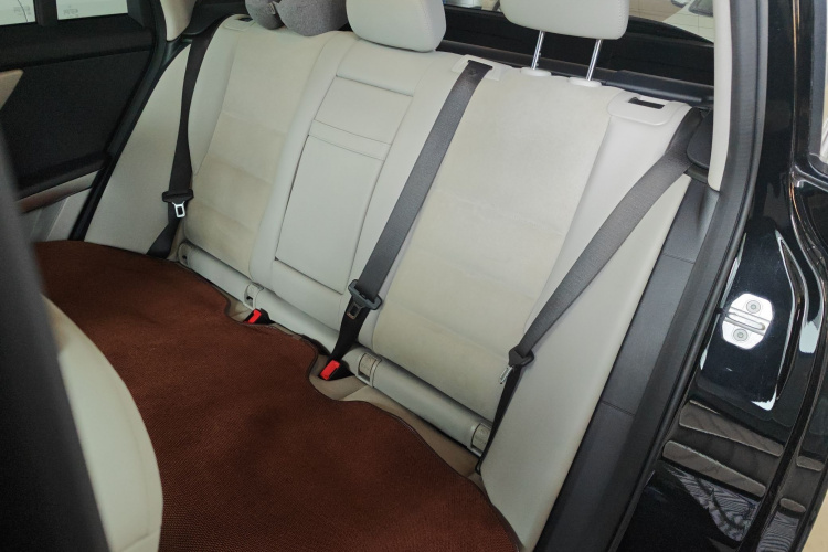 奔驰GLK级 2014款 GLK 200 标准型中控内饰7001