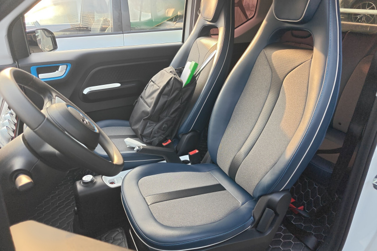 五菱汽车 宏光MINIEV 2022款 GAMEBOY 200km 玩咖款 磷酸铁锂局部细节19