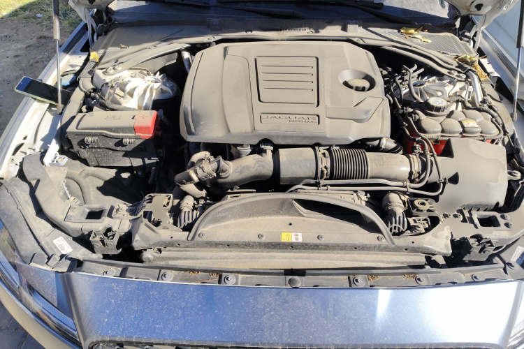 捷豹XFL 2021款 XFL 2.0T P250 两驱尊享豪华版局部细节24