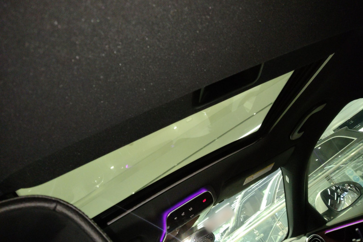 奔驰C级 2022款 改款 C 200 L 运动版局部细节22