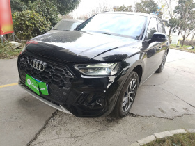 奥迪Q5L 2024款 40 TFSI 豪华动感型