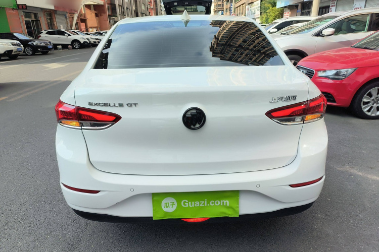 别克 英朗 2021款 1.3T 自动轻混动精英型车身外观6