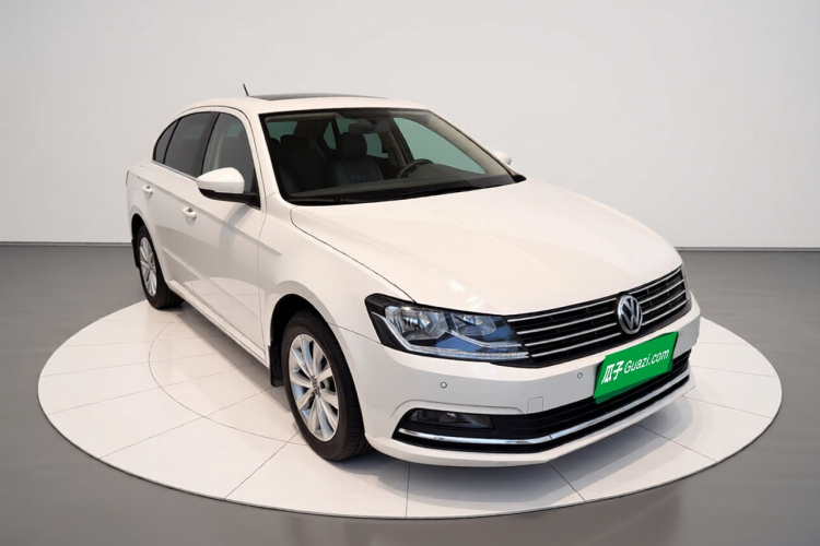 大众 朗逸 2015款 1.6L 自动舒适版车身外观3